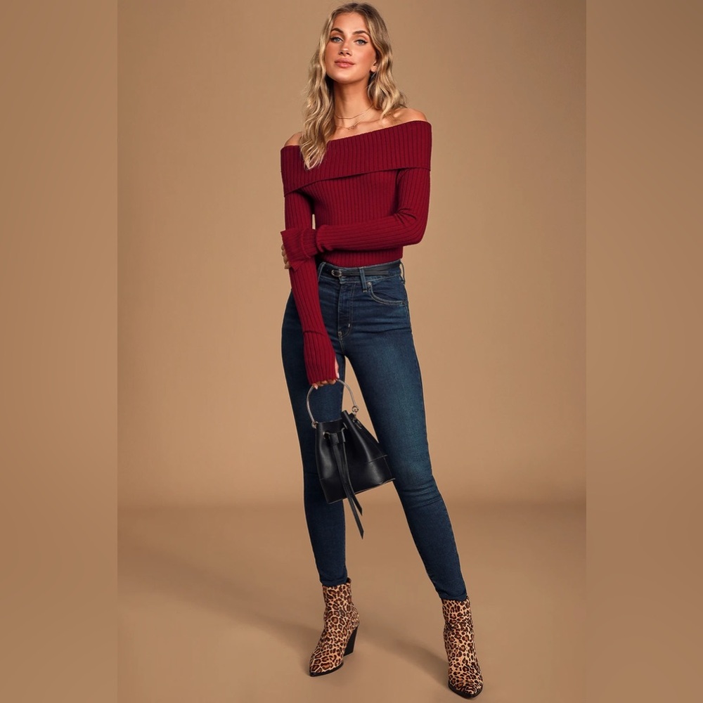 Lulu’s Perfect Timing Burgundy Ribbed Off-The-Shoulder Sweater Top NWT - Picture 3 of 6